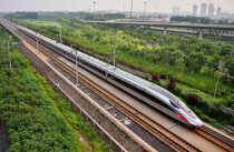 Đường sắt cao tốc Bắc - Nam có tổng mức đầu tư dự kiến toàn bộ dự án khoảng 58,71 tỷ USD. (Ảnh minh họa)