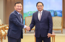 Thủ tướng Phạm Minh Chính tiếp Tổng giám đốc Tập đoàn Samsung Điện tử.