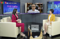 Ông Phan Dũng Khánh và bà Nguyễn Thị Hằng Nga tại Talkshow Phố Tài chính