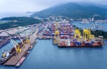 Tập đoàn Adani sẽ hỗ trợ và đầu tư 2 tỷ USD phát triển cảng Liên Chiểu.