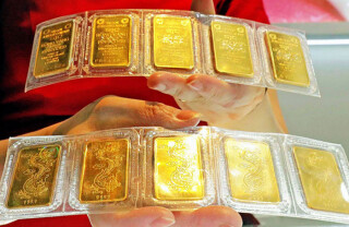 100.000.000 đồng Là giá 1 lượng vàng miếng được dự đoán có thể đạt vào năm tới.
