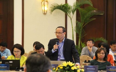 TS. Cấn Văn Lực - Chuyên gia Kinh tế trưởng BIDV phát  biểu tại Diễn đàn Tài chính Việt Nam 2022 .