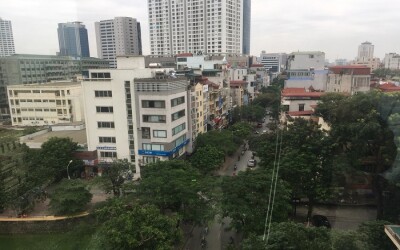 Giá nhà đất phường Láng Thượng trung bình 6 tháng qua là 255,40 triệu đồng/m2.