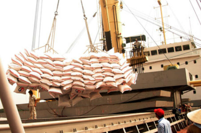 Xuất khẩu gạo tháng 10 đạt gần 2 triệu tấn, tăng 22%
