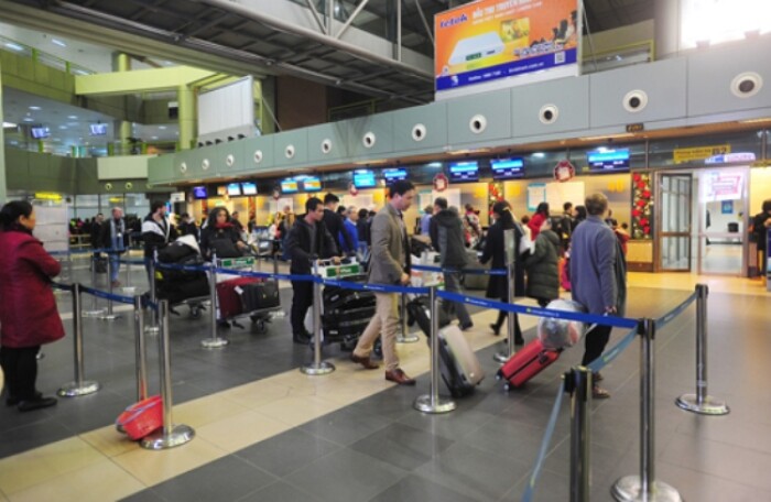 Sân bay Nội Bài 2: 'Cần đầu tư vì 'vỡ kế hoạch' sớm 3 năm'
