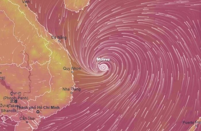 Miền Trung đối diện cơn bão Molave nguy hiểm nhất trong 2 thập kỷ