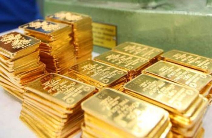 Giá vàng trong nước giảm thêm 100.000 đồng mỗi lượng
