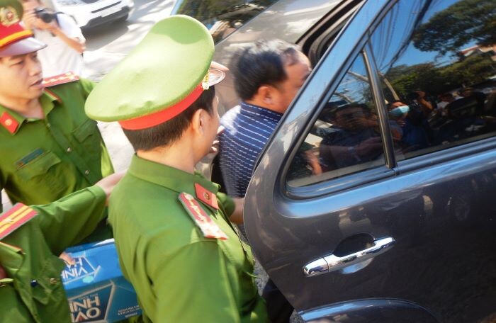 Bình Thuận: Công an tạm giam nguyên lãnh đạo, nhân viên Văn phòng Đăng ký đất đai và Chi cục Thuế