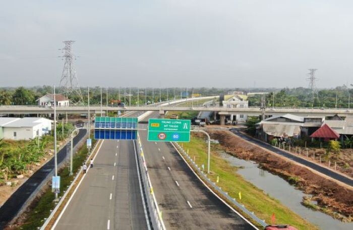 Tiền Giang: Chính thức thông xe kỹ thuật cao tốc Trung Lương - Mỹ Thuận
