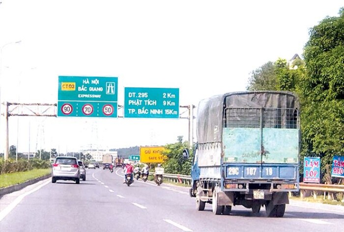 BOT cao tốc Hà Nội – Bắc Giang: ‘Mòn mỏi chờ đường gom’