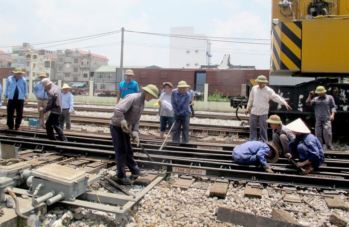 Bộ GTVT chính thức 'đặt hàng' VNR bảo trì kết cấu hạ tầng đường sắt