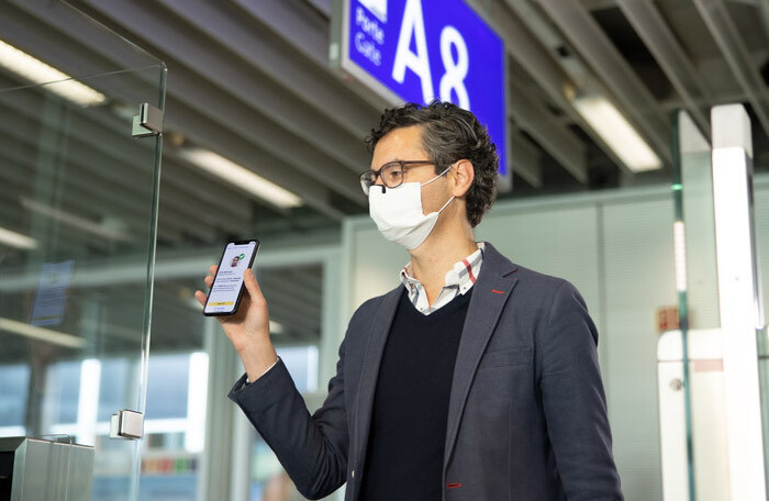 Hoàn thành chuyến bay đầu tiên đi Châu âu bằng hộ chiếu sức khoẻ điện tử