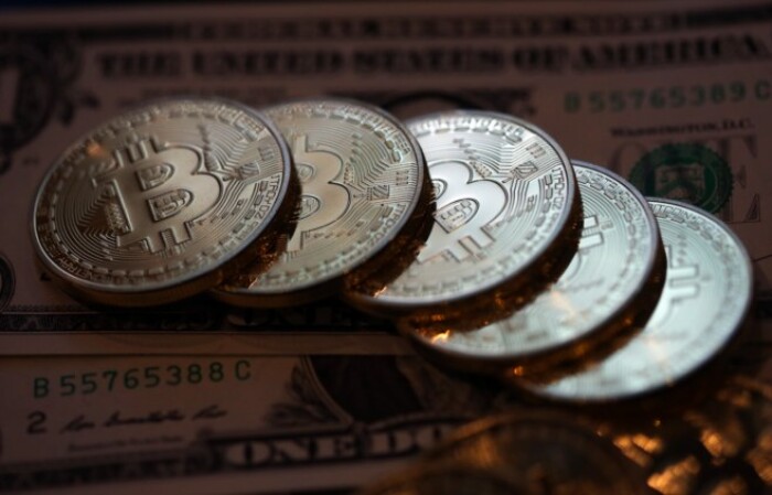Giá bitcoin hôm nay 10/10: Bitcoin bật tăng mạnh, áp sát mốc 5.000 USD