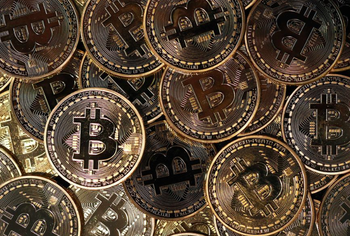 Giá tiền ảo hôm nay (10/8): Vì sao giá vàng và Bitcoin 'tăng điên cuồng'?