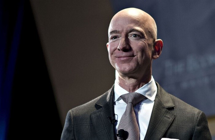 Tỷ phú Jeff Bezos tận hưởng những ngày cuối tuần như thế nào?