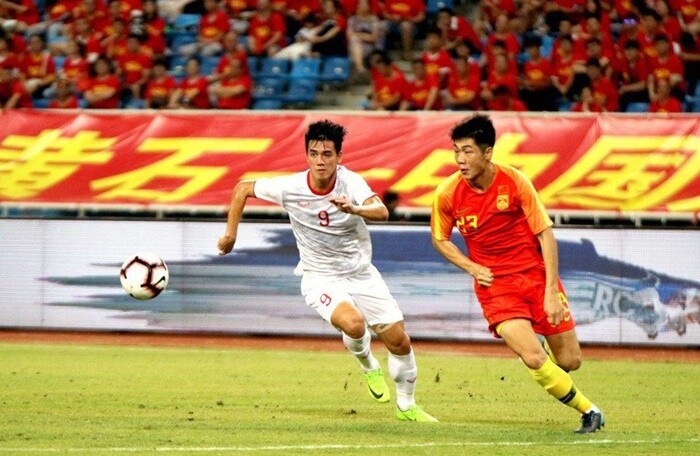 Nhìn lại quan hệ thương mại Việt - Trung trước thềm trận bóng đá quan trọng