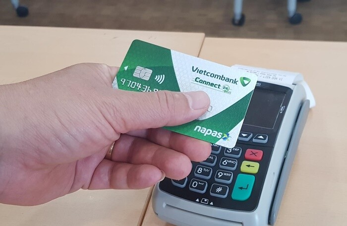 Ngân hàng sẽ dừng phát hành thẻ ATM từ và thay bằng thẻ gắn chip