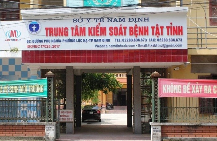 Bớt xén kit test bán lại cho công ty Việt Á, 3 nhân viên CDC Nam Định bị khởi tố