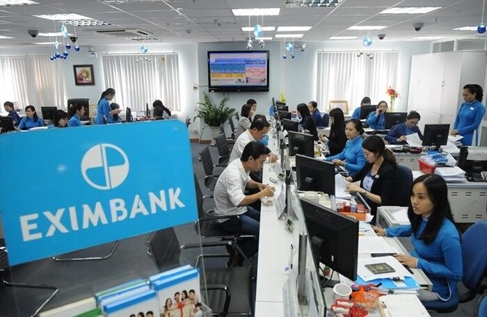 Eximbank đã bán hơn 22 triệu cổ phiếu Sacombank