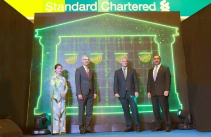 Standard Chartered mở dịch vụ Két thông minh đầu tiên tại Việt Nam