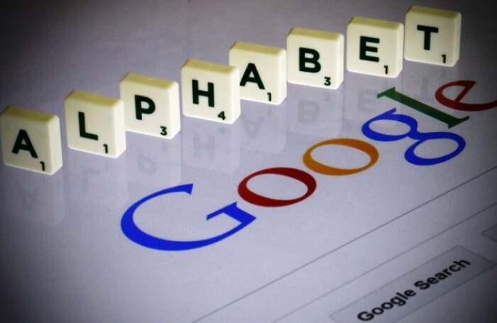 Lần đầu tiên sau 20 năm, doanh thu công ty mẹ của Google vượt mốc 100 tỷ USD