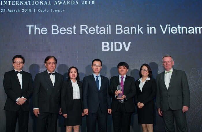 BIDV lọt nhóm 100 ngân hàng bán lẻ mạnh nhất