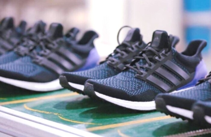Adidas: Gia công giày đang chuyển từ Trung Quốc sang Việt Nam