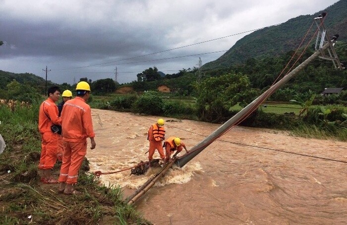 Mưa lớn sau bão số 3, nhiều tỉnh miền Bắc ngập lụt nặng, thiệt hại không nhỏ đến lưới điện