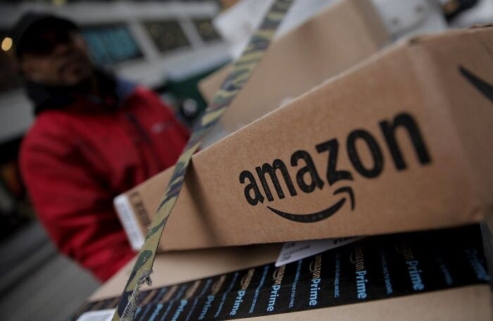 Giá trị Amazon vượt 1.000 tỷ USD