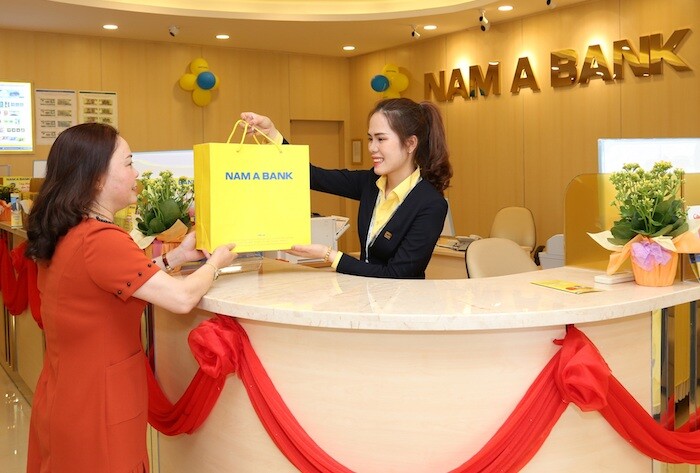 Hàng nghìn khách hàng gửi tiết kiệm trúng thưởng từ Nam A Bank