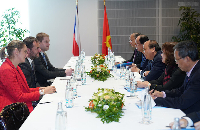 Thủ tướng gợi ý Home Credit 'có nhiều cơ hội đầu tư vào các ngân hàng tại Việt Nam'