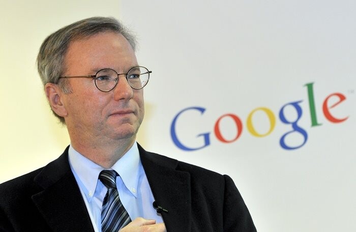 'Thuyền trưởng' Eric Schmidt ngừng tham gia điều hành Google