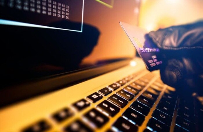 Dùng thông tin thẻ tín dụng bị đánh cắp mua hàng trên mạng, thu lợi bất chính hàng trăm triệu đồng