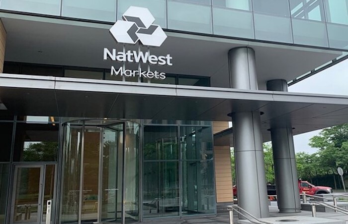 NatWest Markets bị phạt 35 triệu USD vì gian lận trên thị trường trái phiếu Mỹ