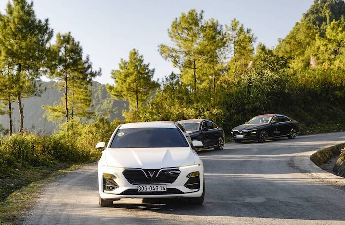 VinFast Lux vững vàng ngôi đầu phân khúc sedan và SUV hạng sang