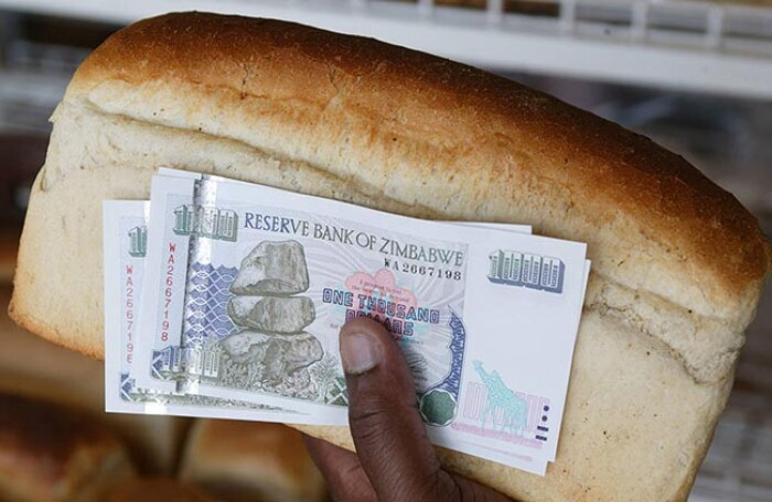 Zimbabwe phát hành tiền trái phiếu có mệnh giá tương đương đồng USD