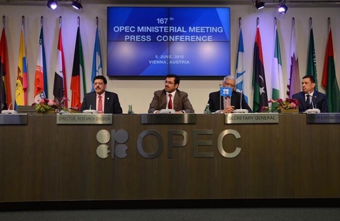 OPEC lạc quan về triển vọng tái cân bằng thị trường dầu mỏ