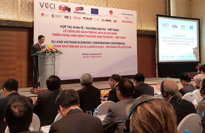 Công bố Sách Trắng 2016 về các vấn đề thương mại, đầu tư tại Việt Nam