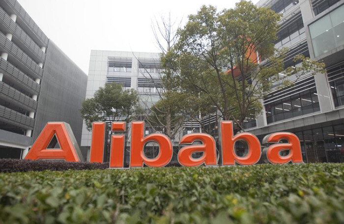 Alibaba đuổi việc 2 nhân viên sale mang về 60% doanh số cho công ty
