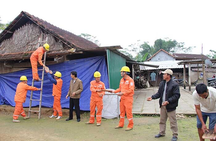 Điện lực Hà Tĩnh khởi công xây dựng Nhà tình nghĩa cho hộ nghèo vùng lũ