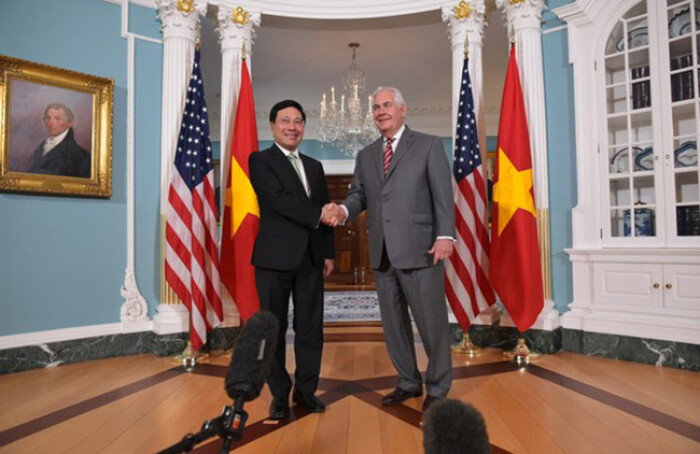 Phó Thủ tướng Phạm Bình Minh hội đàm với Ngoại trưởng Mỹ Rex Tillerson