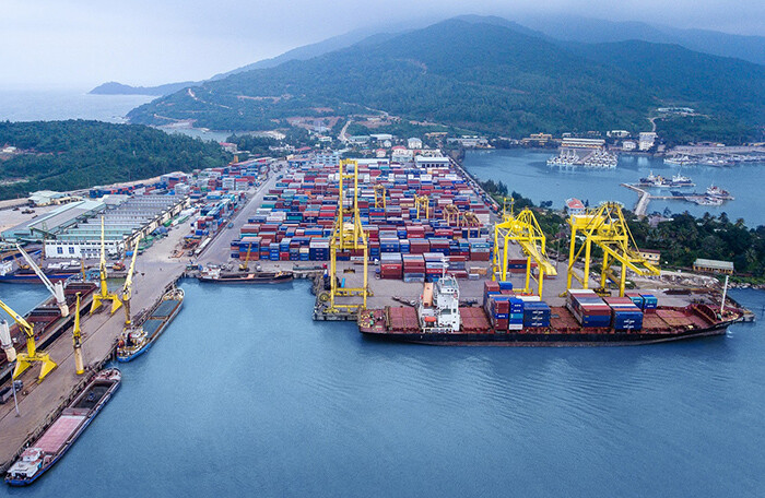 Đua xây cảng biển, lập khu kinh tế: 'Chiếc bẫy nợ nần của đất nước'