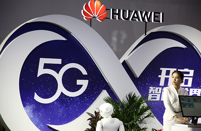 Huawei liên tiếp đón 'tin dữ' từ châu Âu