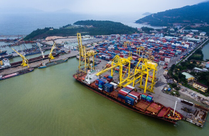 Mở rộng luồng phía thượng lưu để phục vụ các tàu trọng tải lớn tại cảng Lạch Huyện - Hải Phòng