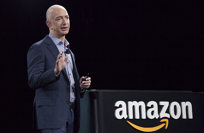 Tỷ phú Jeff Bezos thu về 2,8 tỷ USD từ việc bán cổ phiếu Amazon