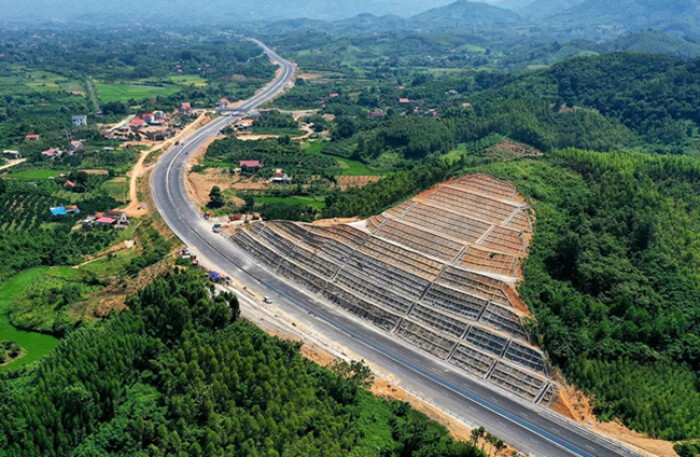 Thủ tướng giao 3 Bộ xem xét đề xuất cân đối 3.000 tỷ cho dự án cao tốc Chi Lăng-Hữu Nghị