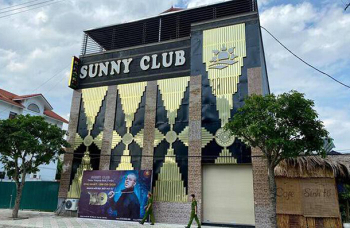 Vĩnh Phúc rút giấy phép của 'ổ dịch' quán bar karaoke Sunny