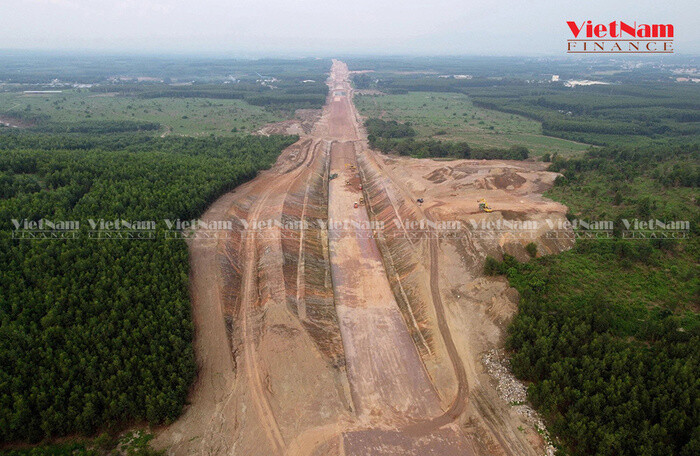 Cận cảnh tiến độ 3 tuyến cao tốc đi qua thủ phủ resort Bình Thuận