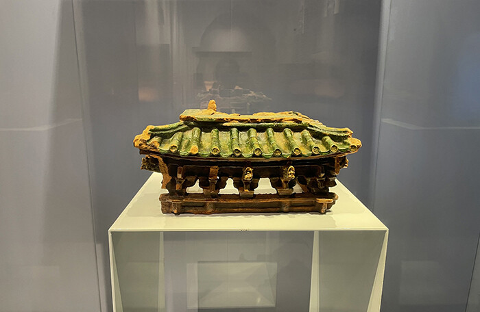 Hà Nội trưng bày báu vật Hoàng cung Thăng Long