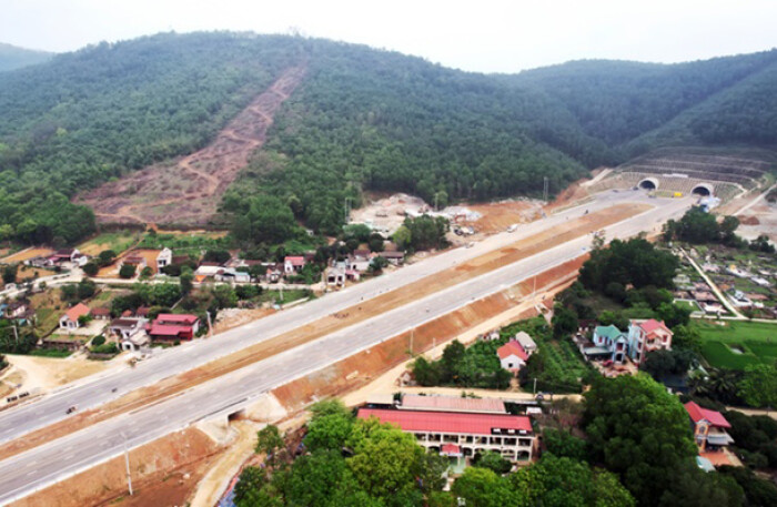 Khánh thành cao tốc Mai Sơn - Quốc lộ 45 và Dầu Giây - Phan Thiết vào ngày 29/4